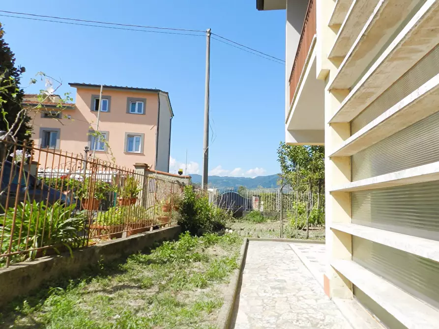 Immagine 58 di Casa semindipendente in vendita  3136 a Lucca