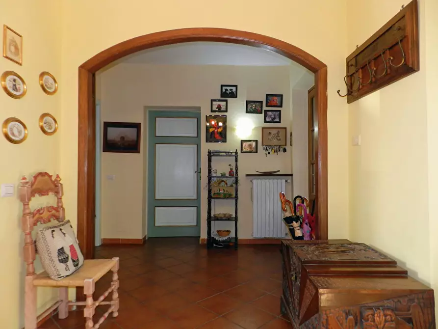 Immagine 19 di Casa semindipendente in vendita  a Lucca