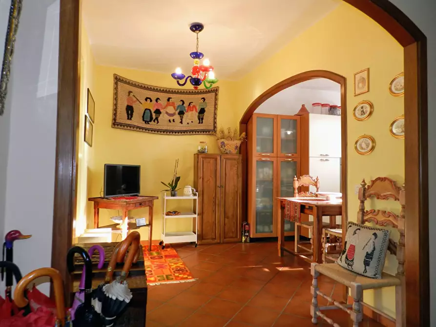 Immagine 20 di Casa semindipendente in vendita  a Lucca