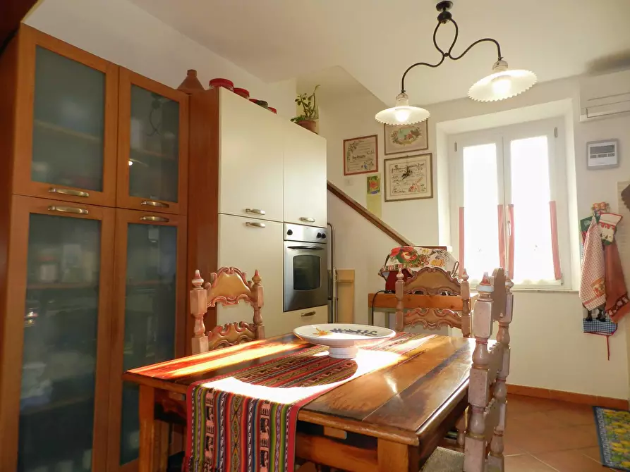 Immagine 23 di Casa semindipendente in vendita  a Lucca