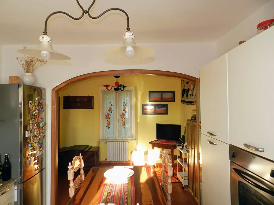 Immagine 26 di Casa semindipendente in vendita  a Lucca