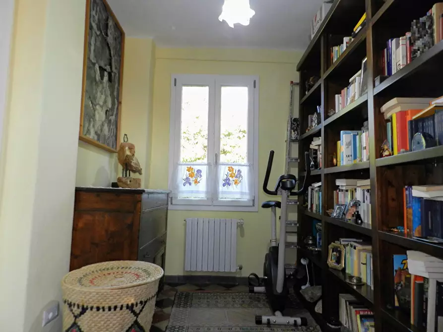 Immagine 57 di Casa semindipendente in vendita  a Lucca