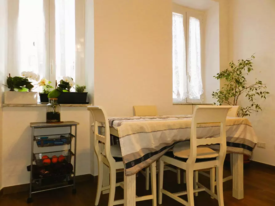 Immagine 10 di Appartamento in vendita  71 a Lucca