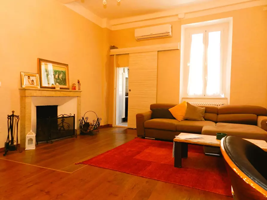 Immagine 18 di Appartamento in vendita  71 a Lucca