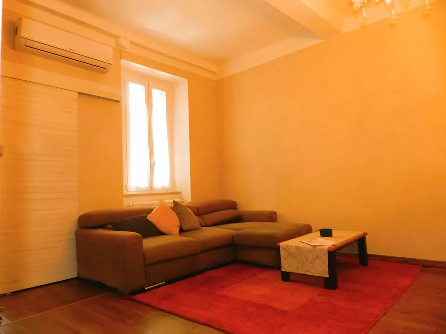 Immagine 19 di Appartamento in vendita  71 a Lucca