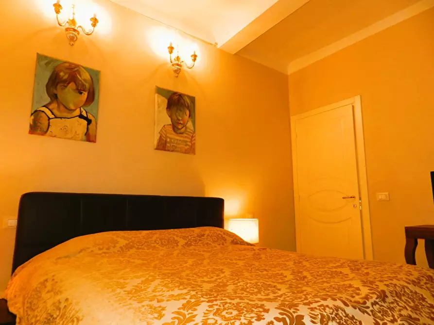 Immagine 28 di Appartamento in vendita  71 a Lucca