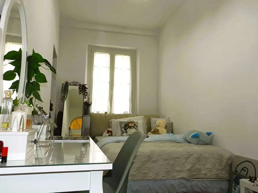 Immagine 30 di Appartamento in vendita  71 a Lucca