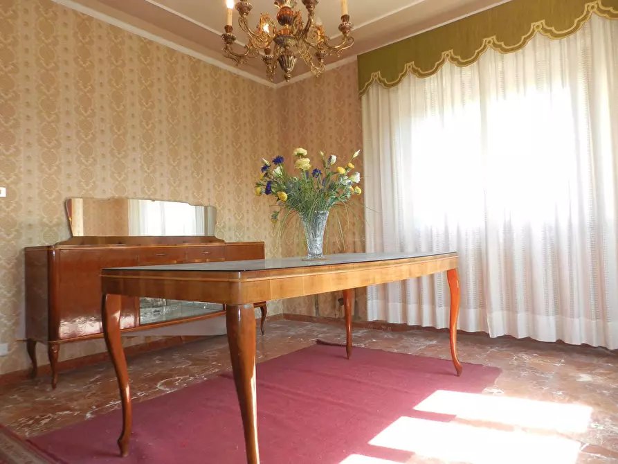 Immagine 9 di Villa in vendita  2037 a Lucca