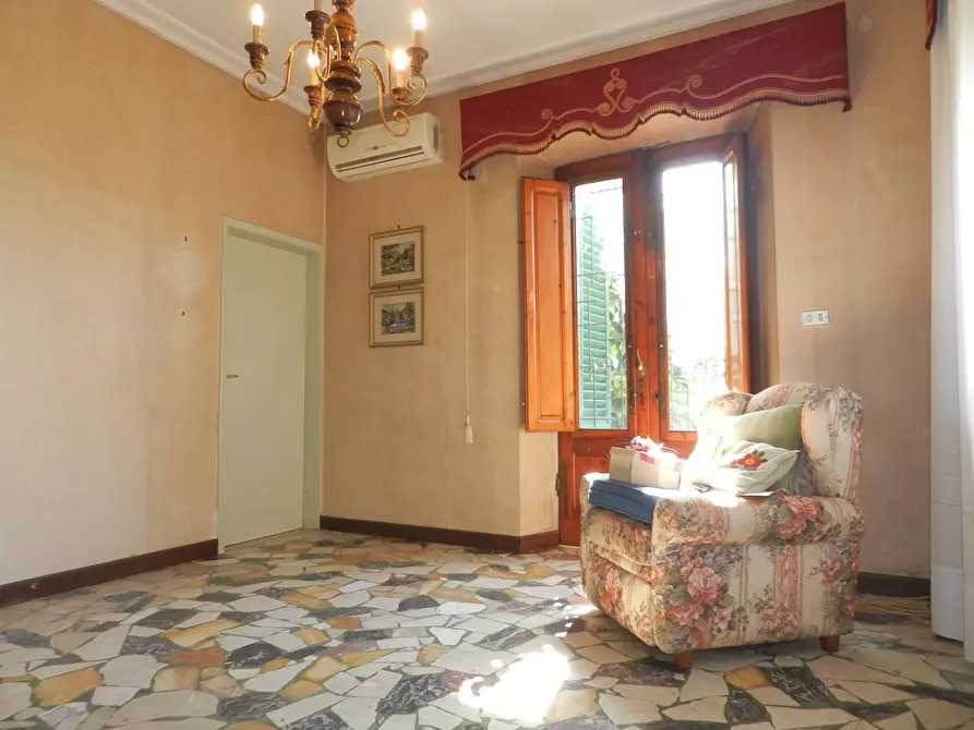 Immagine 20 di Villa in vendita  2037 a Lucca