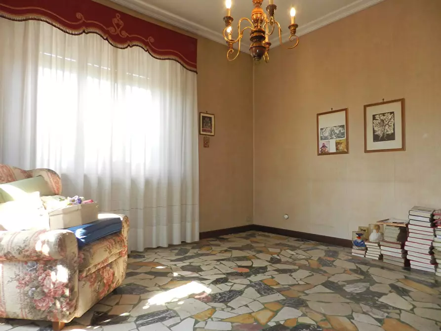 Immagine 22 di Villa in vendita  2037 a Lucca