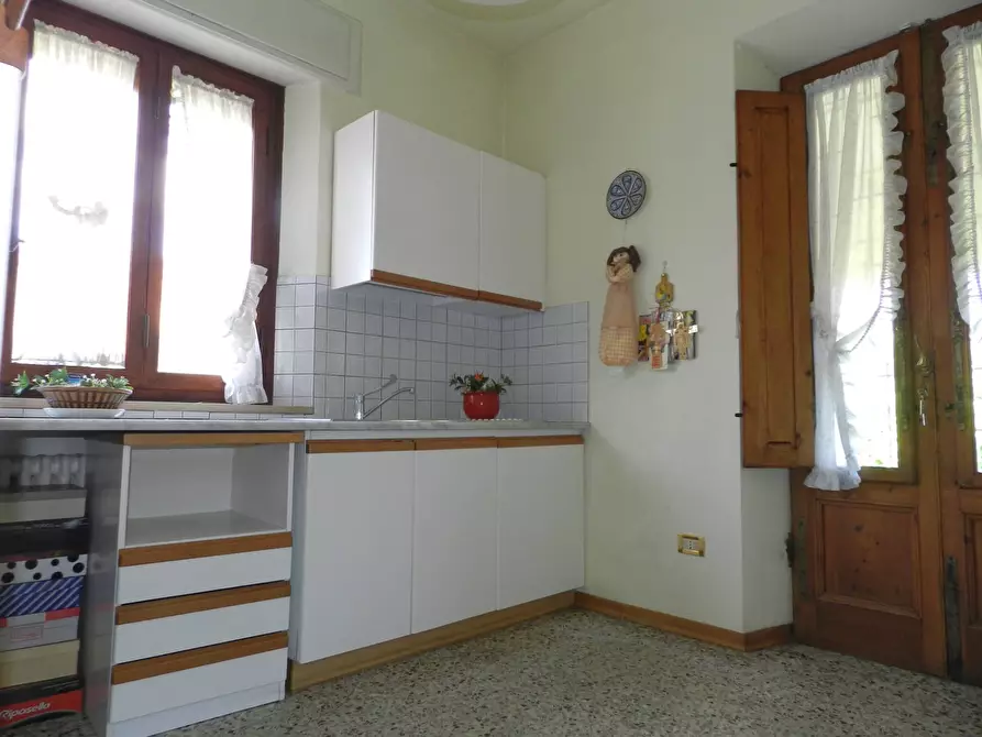 Immagine 26 di Villa in vendita  2037 a Lucca