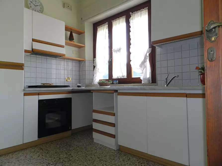 Immagine 29 di Villa in vendita  2037 a Lucca