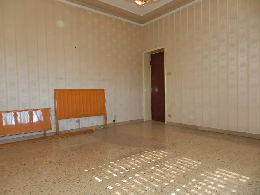 Immagine 40 di Villa in vendita  2037 a Lucca