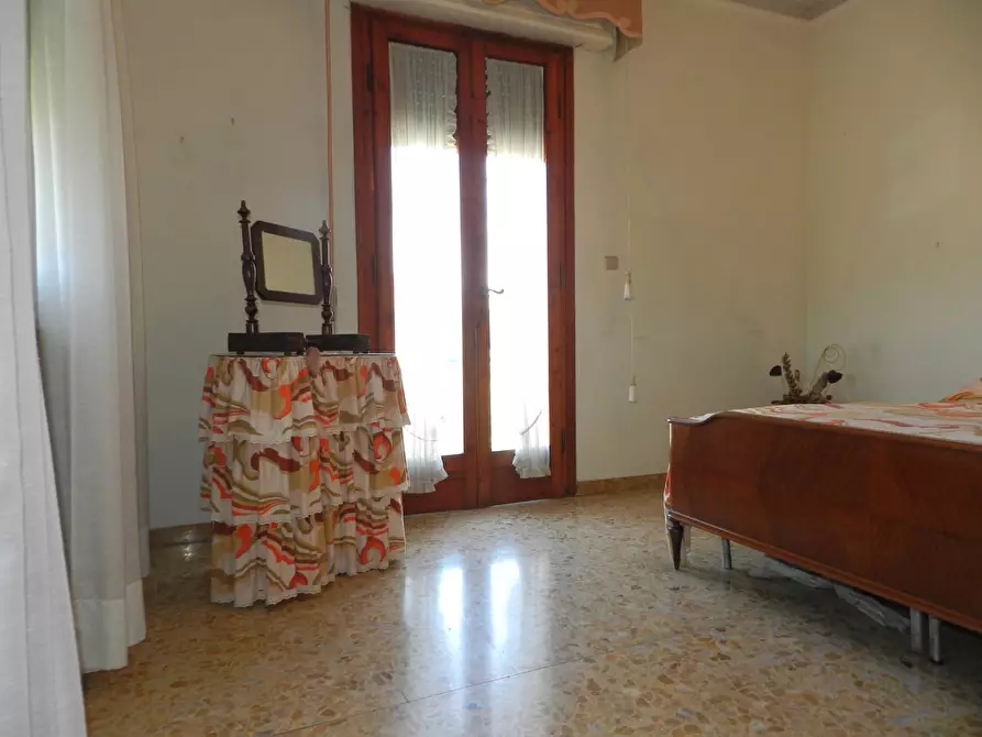 Immagine 53 di Villa in vendita  2037 a Lucca