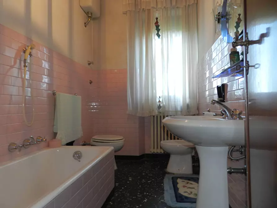 Immagine 57 di Villa in vendita  2037 a Lucca