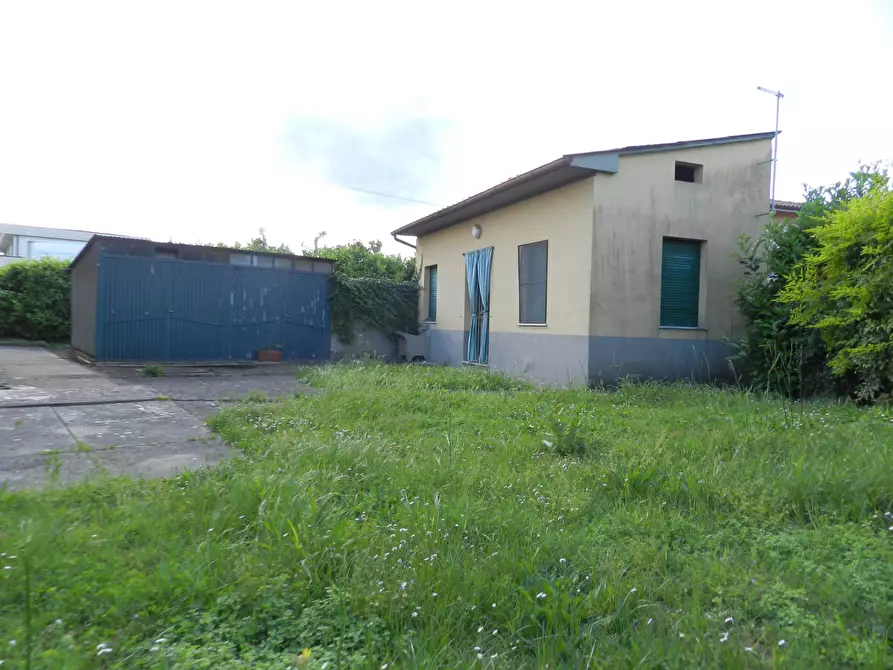 Immagine 65 di Villa in vendita  2037 a Lucca