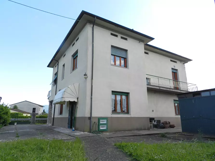 Immagine 67 di Villa in vendita  2037 a Lucca