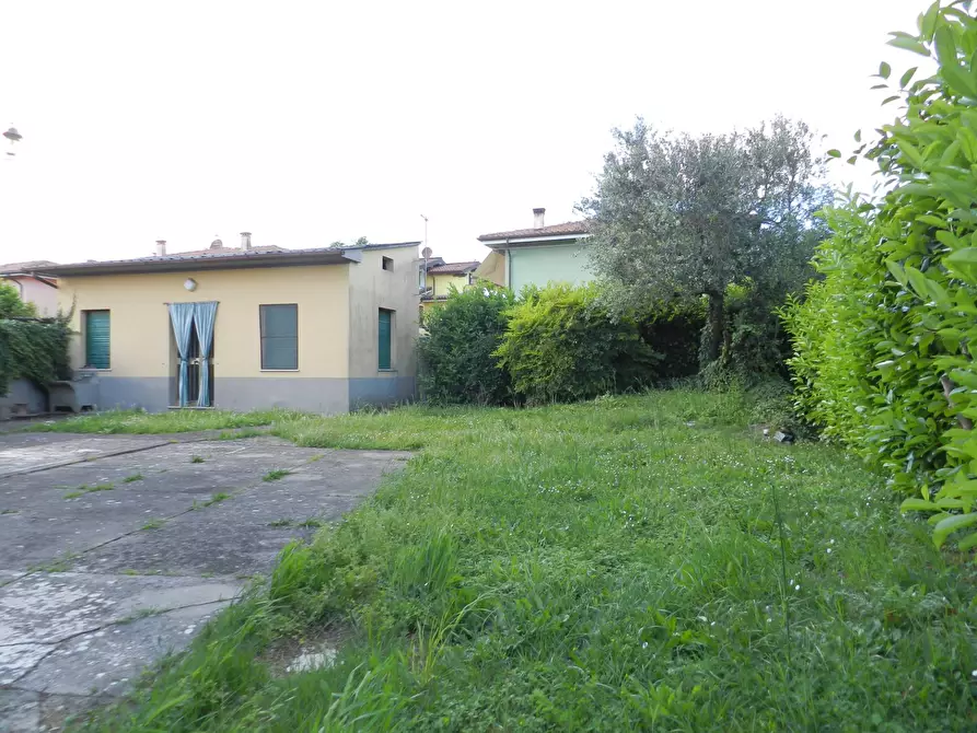 Immagine 76 di Villa in vendita  2037 a Lucca