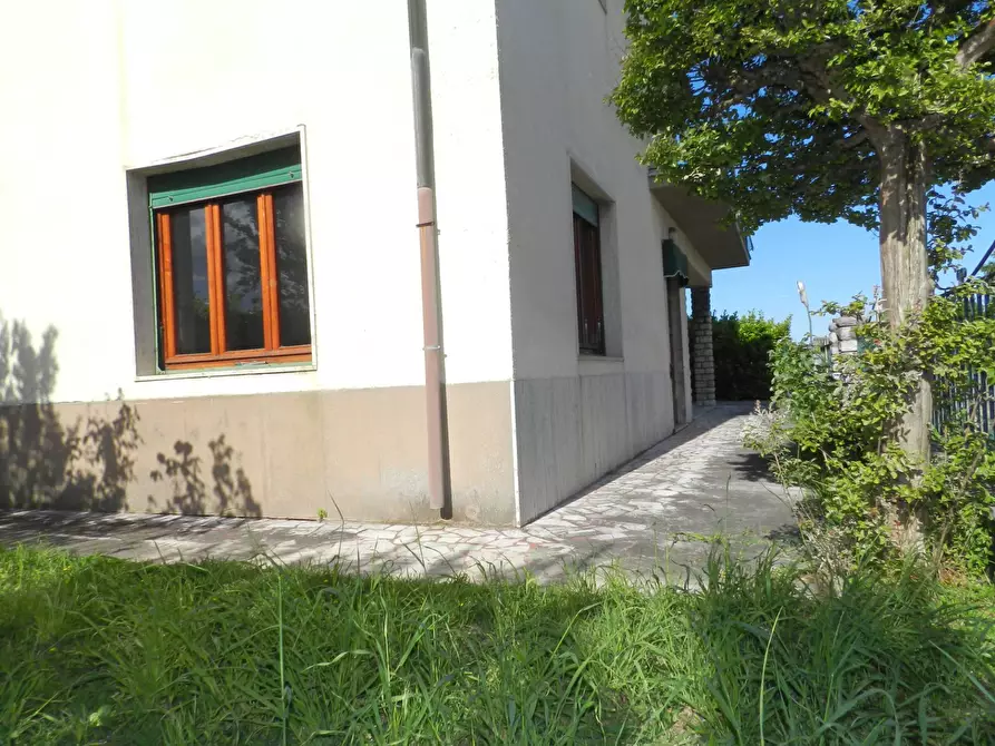 Immagine 81 di Villa in vendita  2037 a Lucca