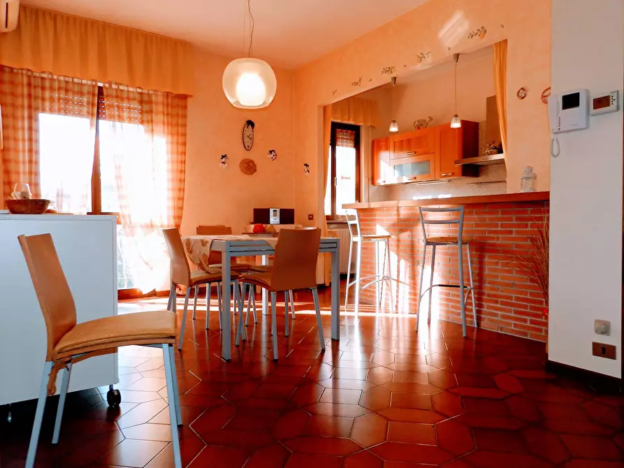 Immagine 24 di Villa in vendita  a Lucca