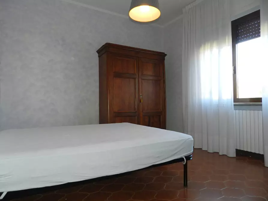 Immagine 50 di Villa in vendita  a Lucca