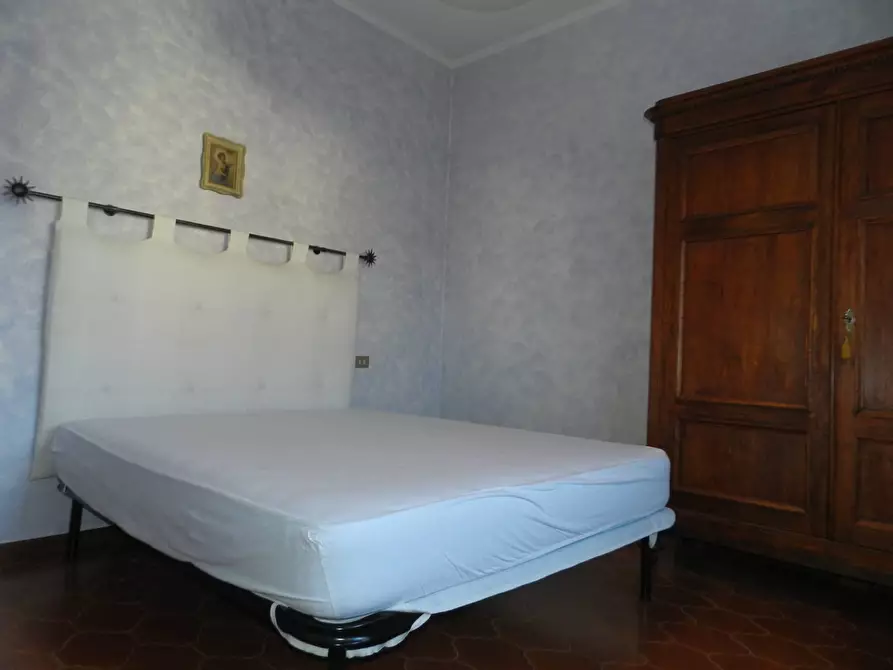 Immagine 51 di Villa in vendita  a Lucca