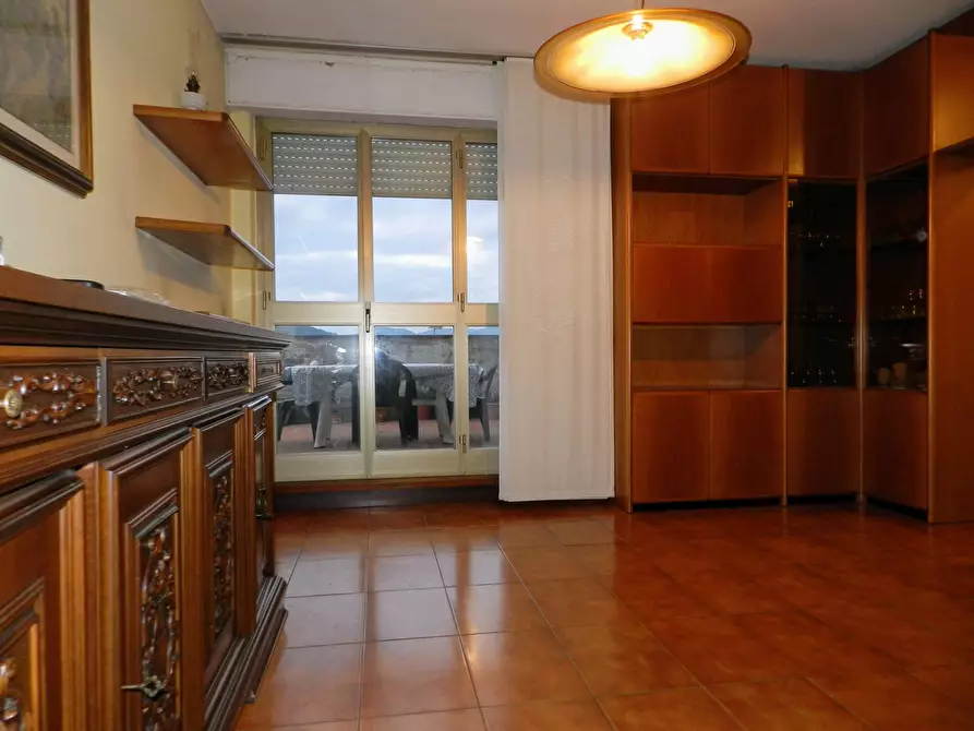 Immagine 14 di Appartamento in vendita  a Lucca