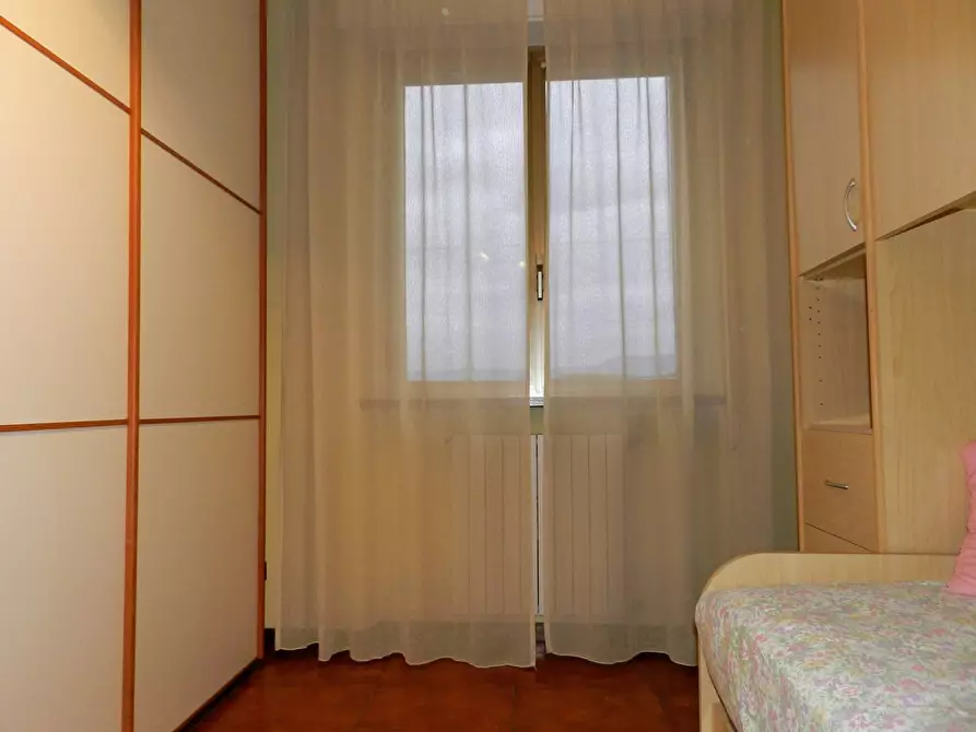 Immagine 23 di Appartamento in vendita  a Lucca