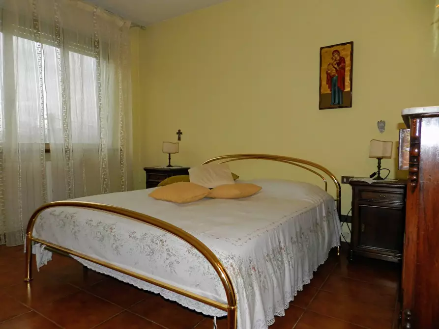 Immagine 29 di Appartamento in vendita  a Lucca