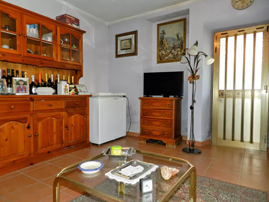 Immagine 7 di Villa in vendita  a Lucca