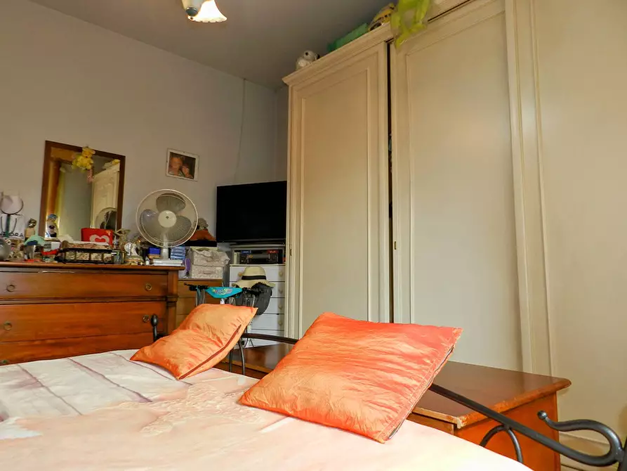 Immagine 25 di Villa in vendita  a Lucca