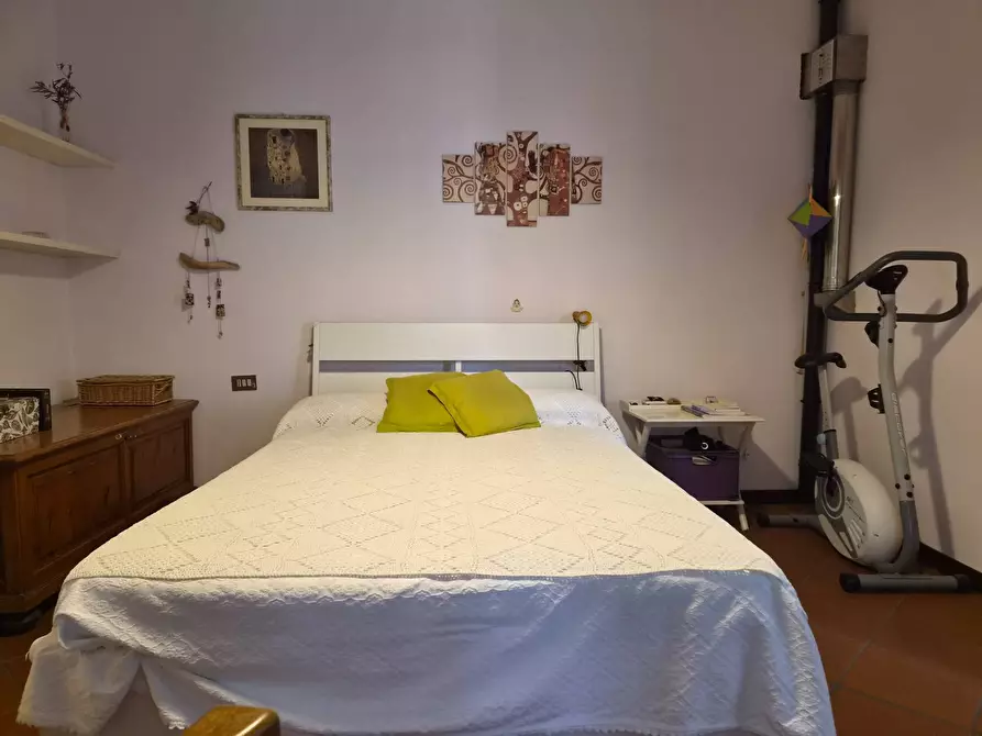 Immagine 19 di Casa semindipendente in vendita  a Lucca
