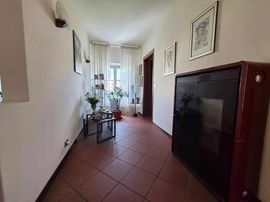 Immagine 22 di Casa semindipendente in vendita  a Lucca