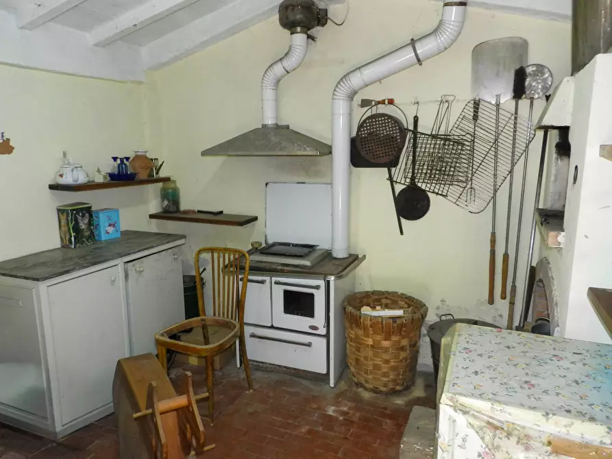 Immagine 53 di Casa semindipendente in vendita  a Lucca