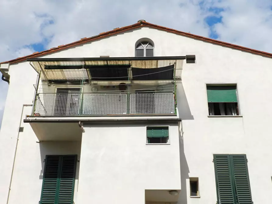 Immagine 56 di Casa semindipendente in vendita  a Lucca