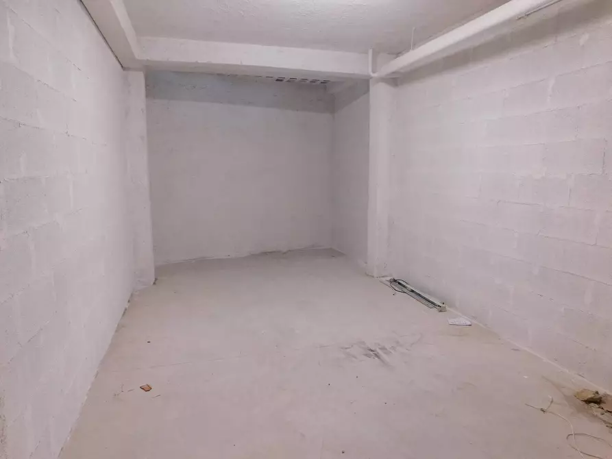 Immagine 5 di Box auto in vendita  in via cardinal pizzardo 7 a Marino