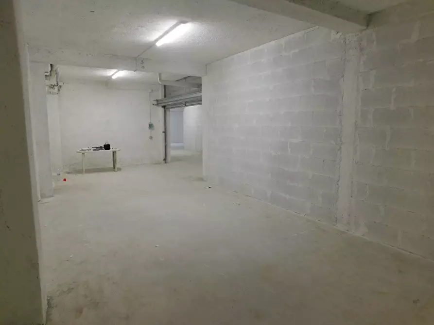 Immagine 6 di Box auto in vendita  in Via Cardinal Pizzardo 7 a Marino