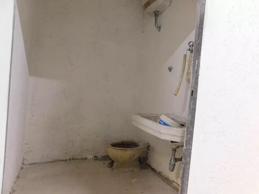 Immagine 8 di Box auto in vendita  in Via Cardinal Pizzardo 7 a Marino