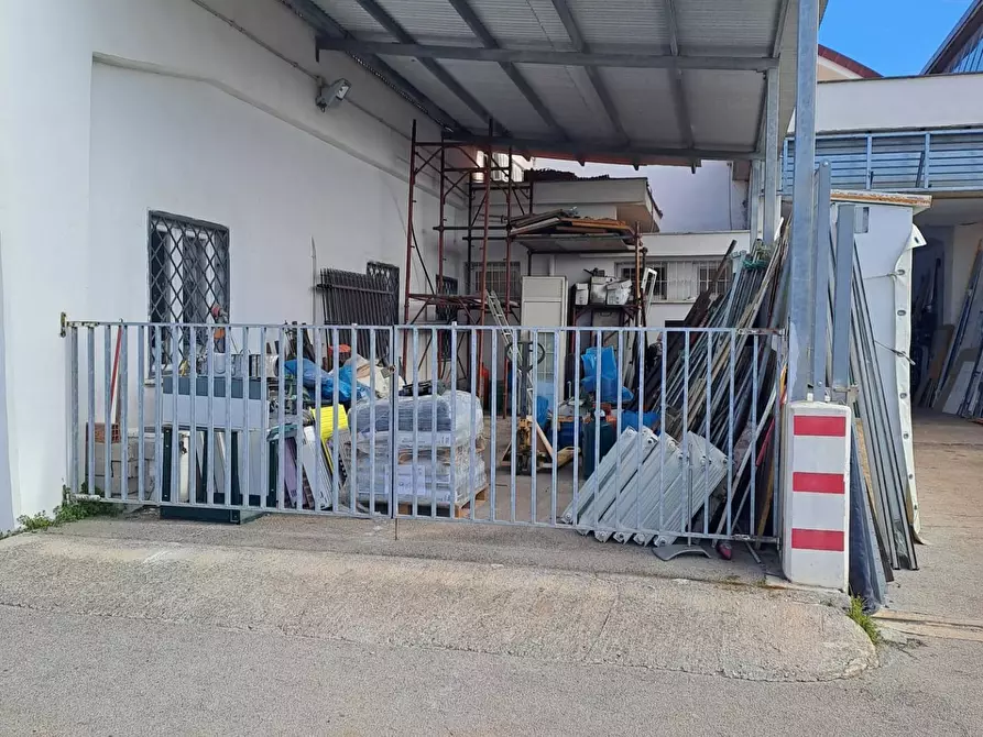 Immagine 6 di Magazzino in vendita  in via torino a Albano Laziale
