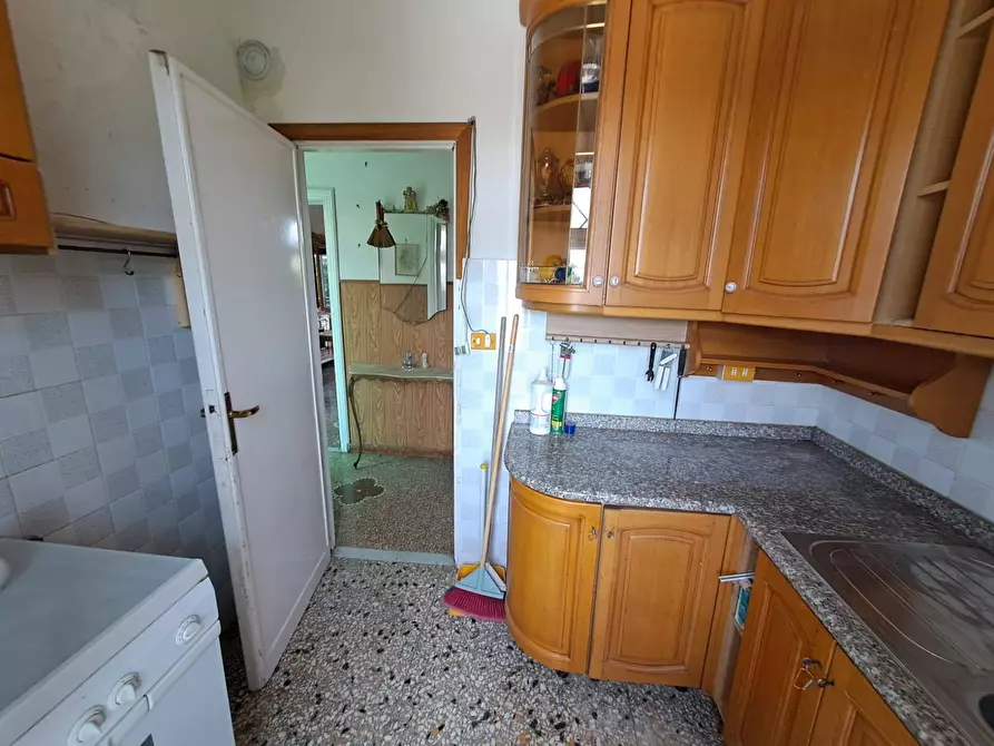 Immagine 14 di Appartamento in vendita  in via del mare 195 195 a Albano Laziale