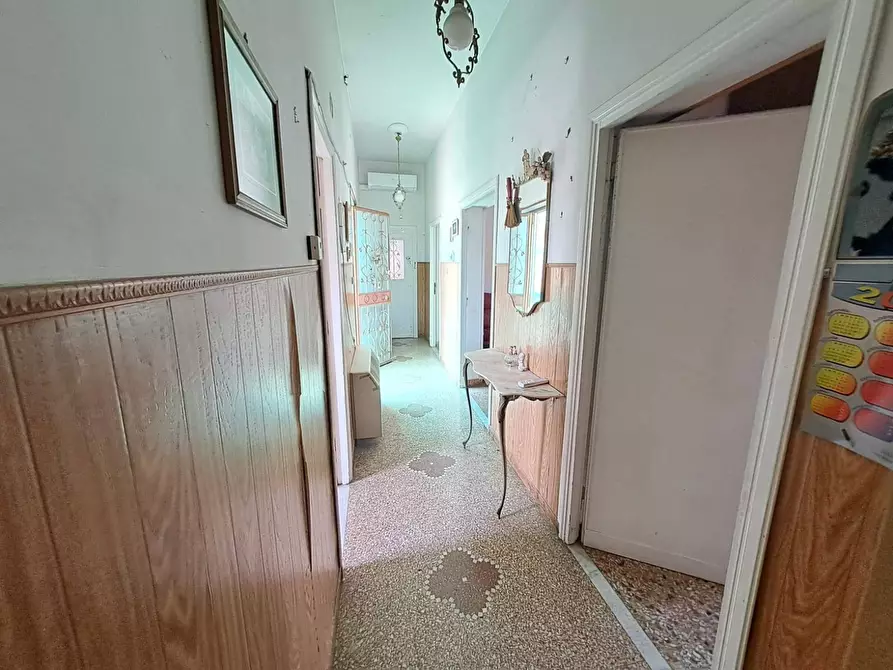 Immagine 16 di Appartamento in vendita  in via del mare 195 195 a Albano Laziale