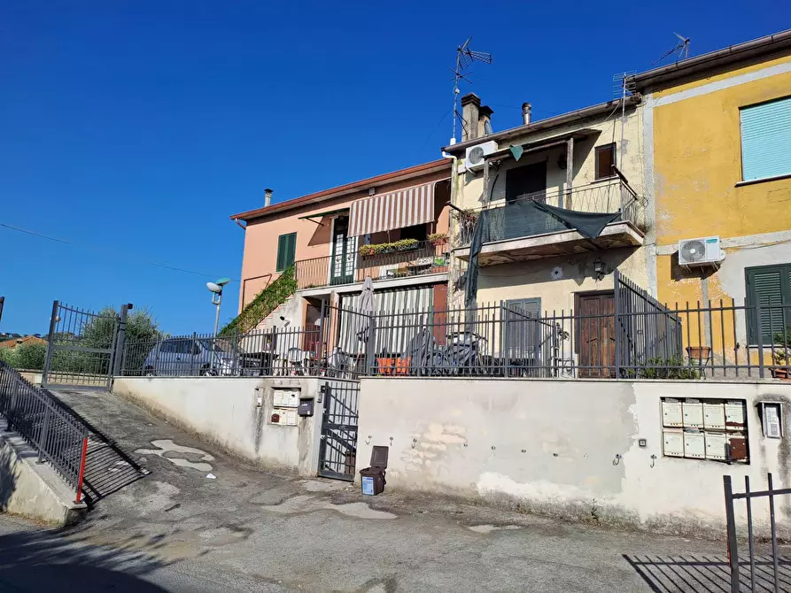 Immagine 2 di Appartamento in vendita  in via santo spirito 7 7 a Castel Gandolfo