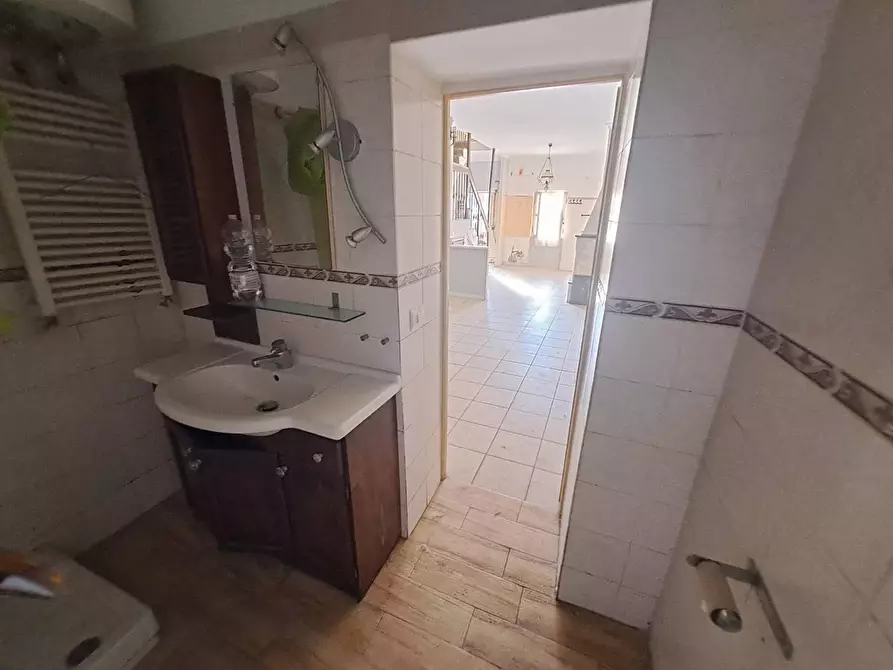 Immagine 25 di Appartamento in vendita  in via santo spirito 7 7 a Castel Gandolfo