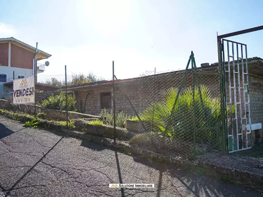 Immagine 11 di Terreno agricolo in vendita  in via dei tulipani 24 a Albano Laziale