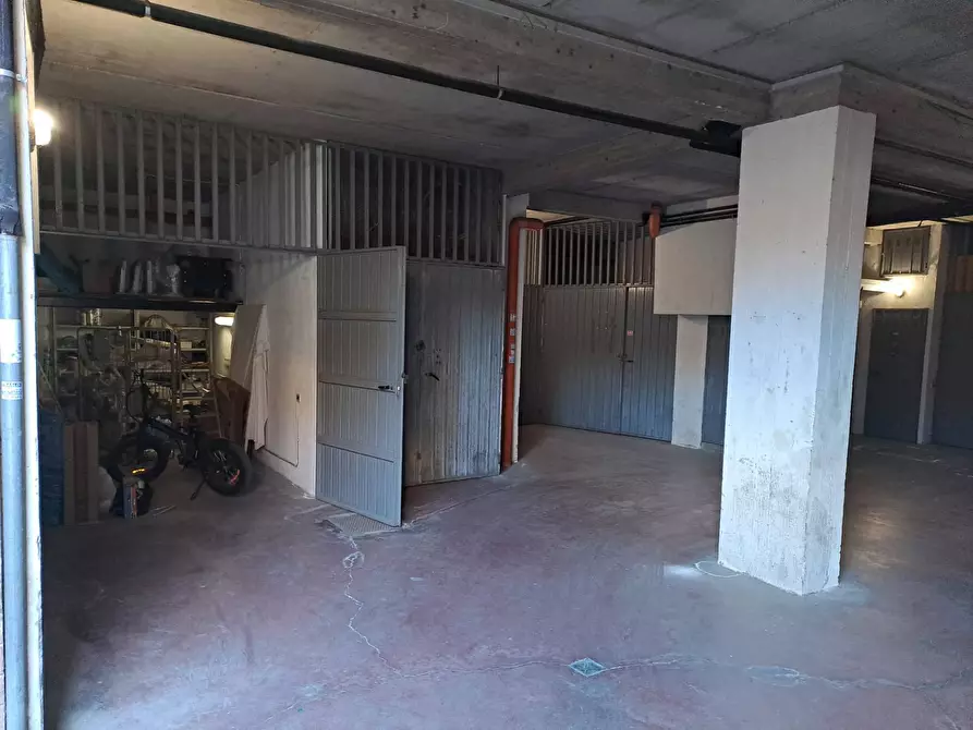 Immagine 17 di Appartamento in vendita  in PIAZZA ALDO MORO 61 a Albano Laziale