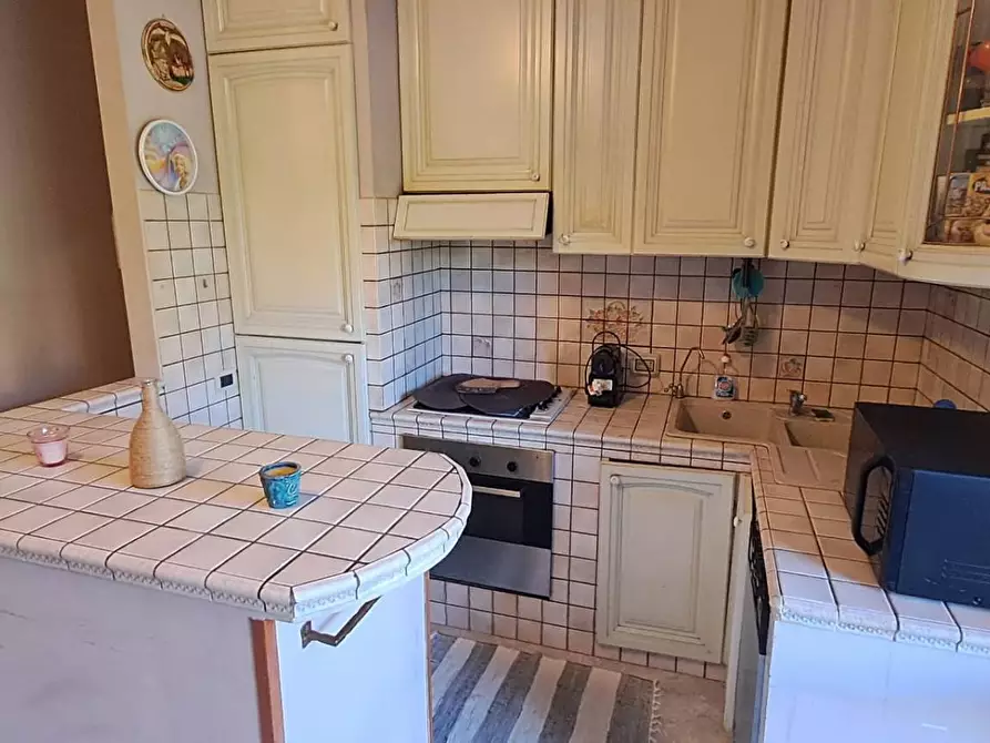 Immagine 5 di Appartamento in vendita  in via verdi 104 a Albano Laziale