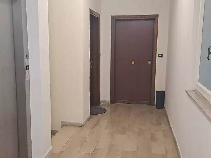 Immagine 5 di Appartamento in vendita  in via dell'impruneta 130 a Roma