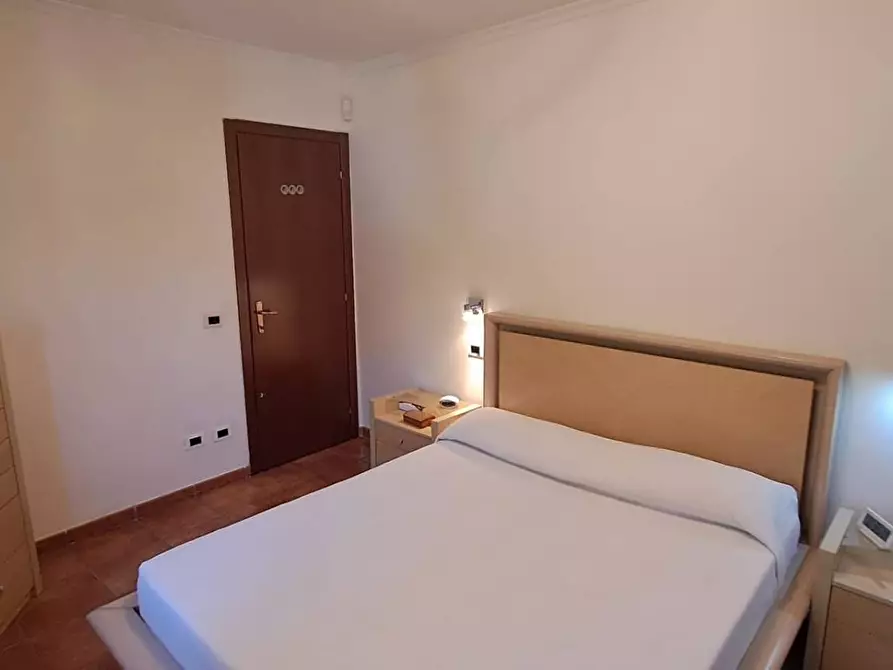 Immagine 22 di Villa in vendita  in via nettunense 9 a Ariccia