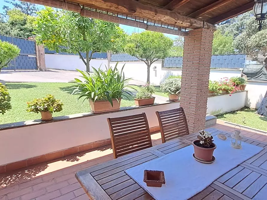 Immagine 29 di Villa in vendita  in via nettunense 9 a Ariccia