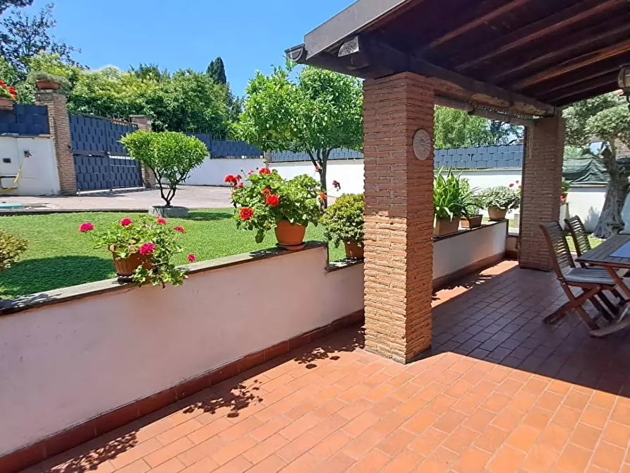 Immagine 35 di Villa in vendita  in via nettunense 9 a Ariccia